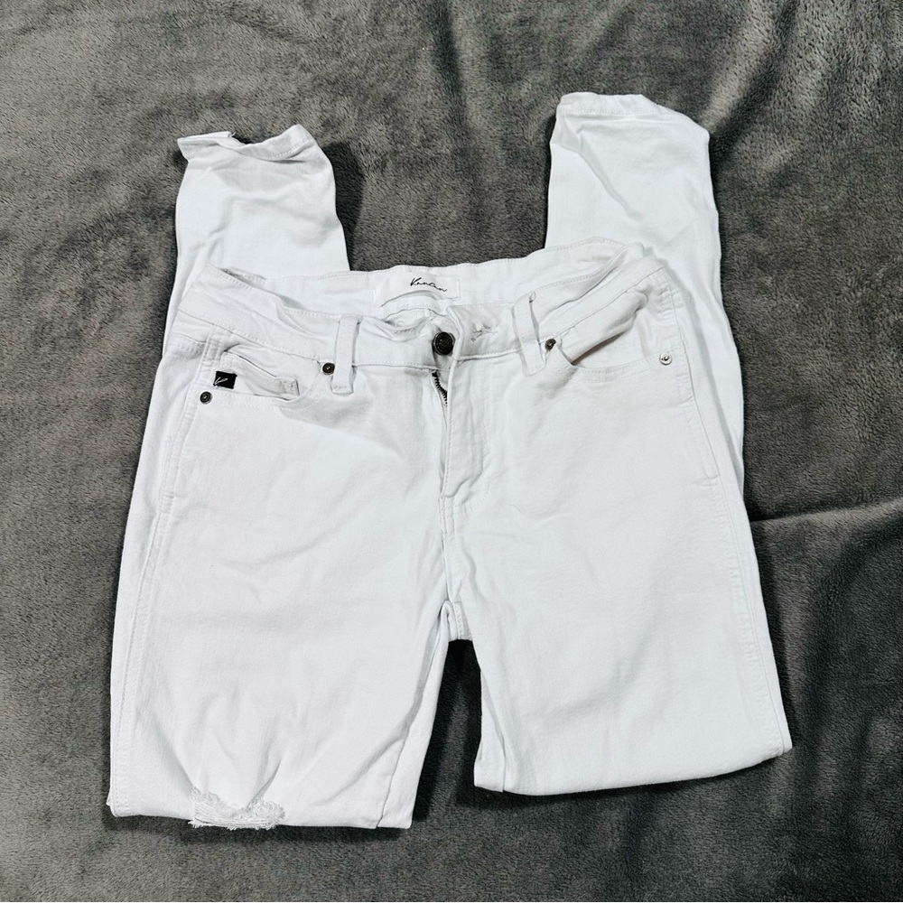 KanCan Women’s White Ripped Skinny Jeans